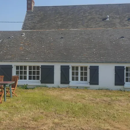 La Maisonnette A 1200 M De La